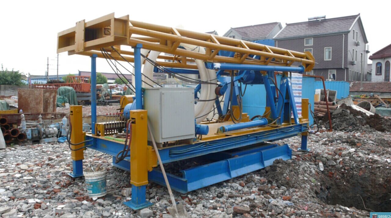 车载钻机图片 车载钻机图片