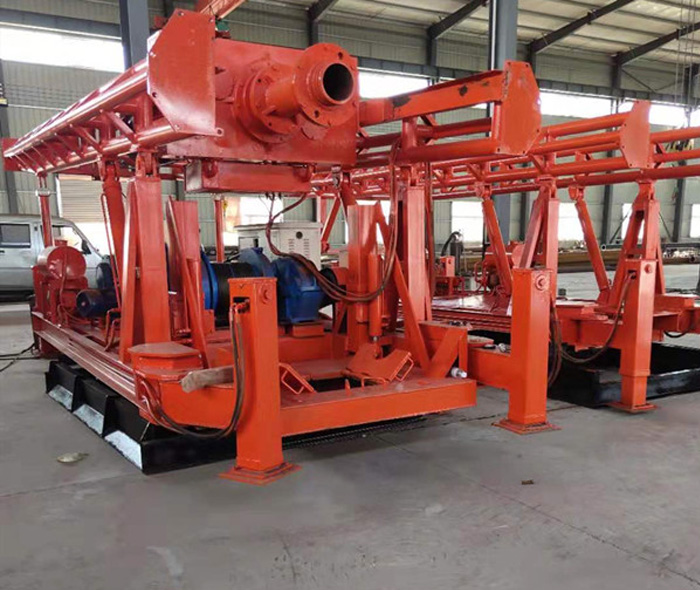 液压步履式打桩机图片