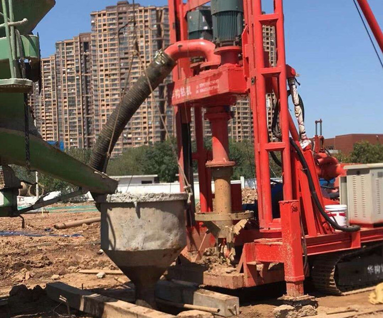 灌注桩钻机1 灌注桩钻机1