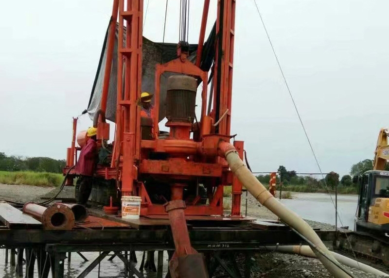 车载钻机在缅施工